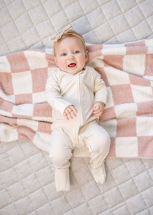 Pink Checkered Plush Blanket