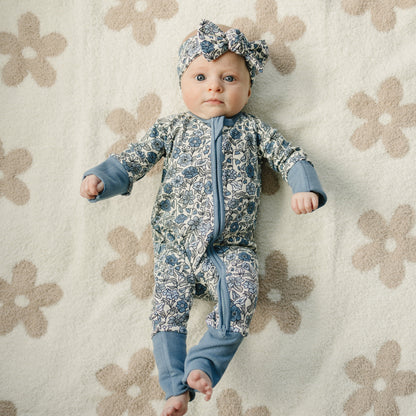 Taupe Daisy Plush Blanket