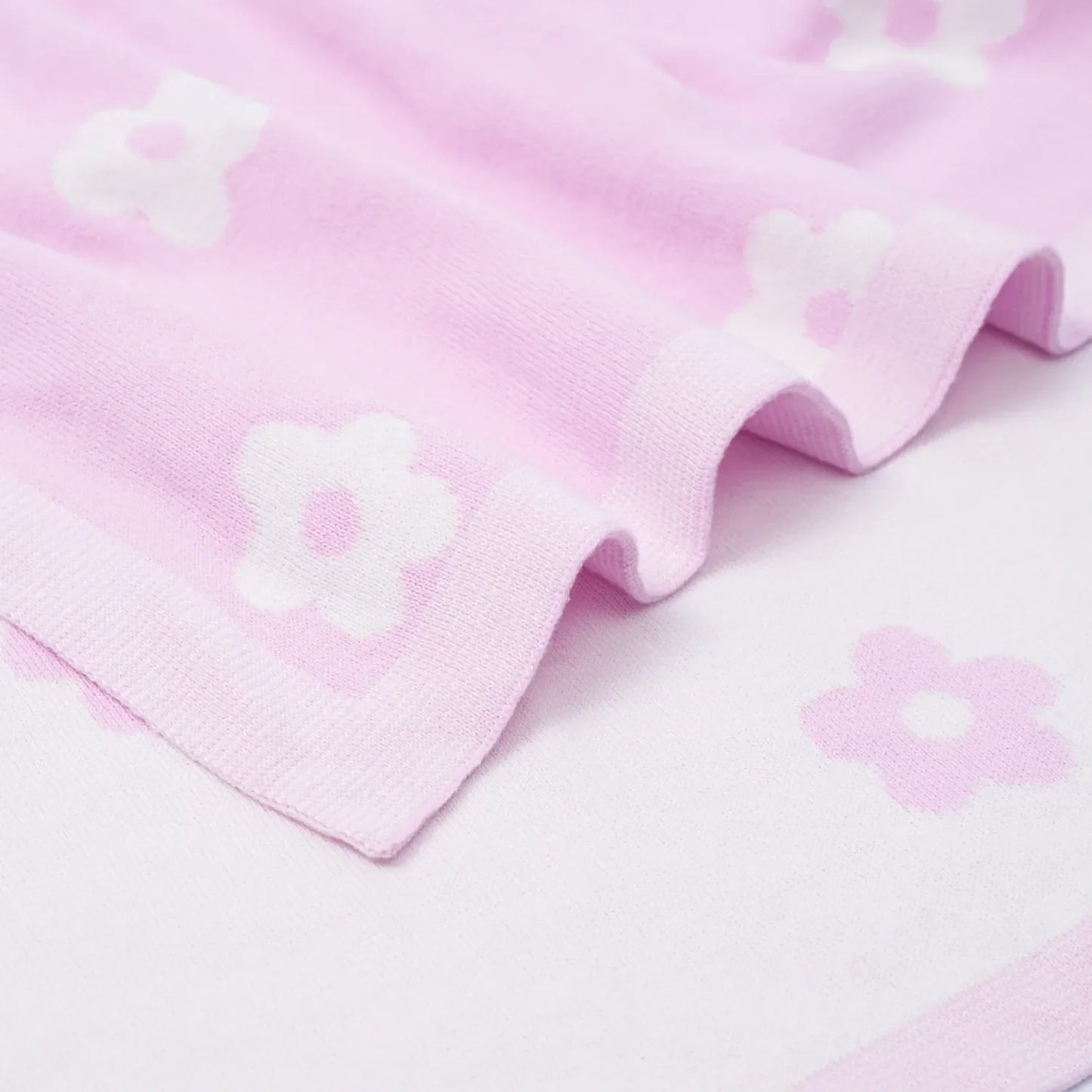 Daisy Jacquard Knit Baby Blanket